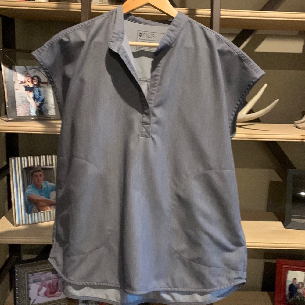 Grey Rafaela scrub top